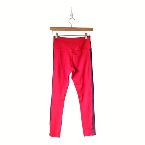 Zyia Red Royalty Strip‎ Light n Tight 7/8 Leggings Sz 4 - Picture 4 of 10